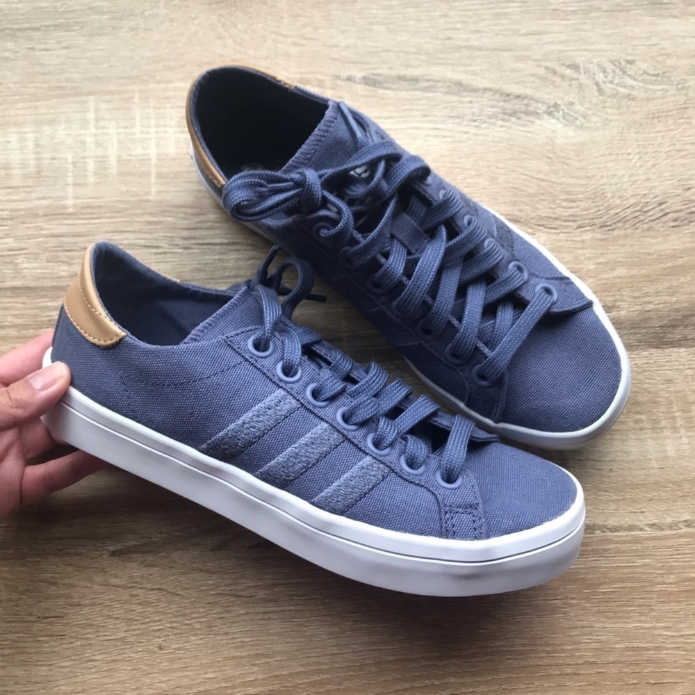 Like New Adidas Court